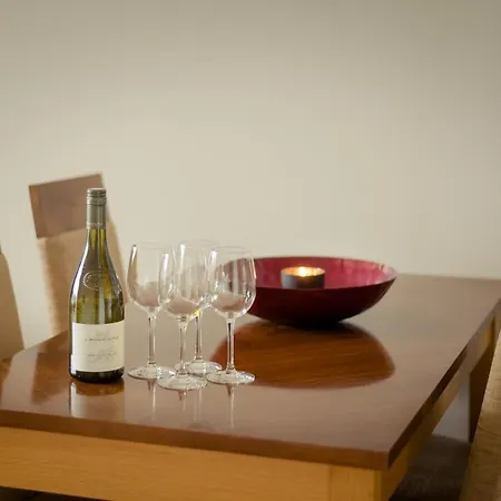 Premier Dublin, Apartahotel Sandyford