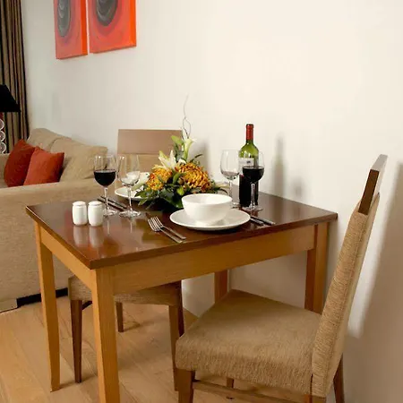 Premier Dublin, سانديفورد