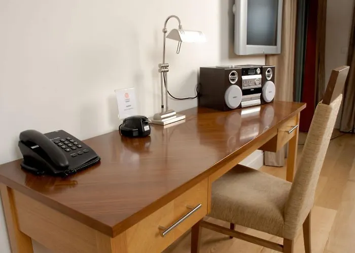 Premier Dublin, Apart Otel Sandyford