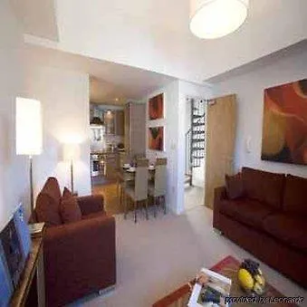 Premier Dublin, Aparthotel Sandyford