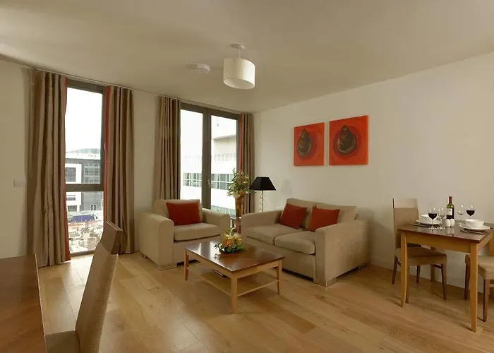 Premier Dublin, Lägenhetshotell 4*