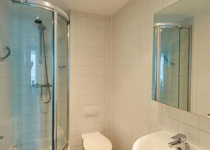 Premier Dublin, Aparthotel