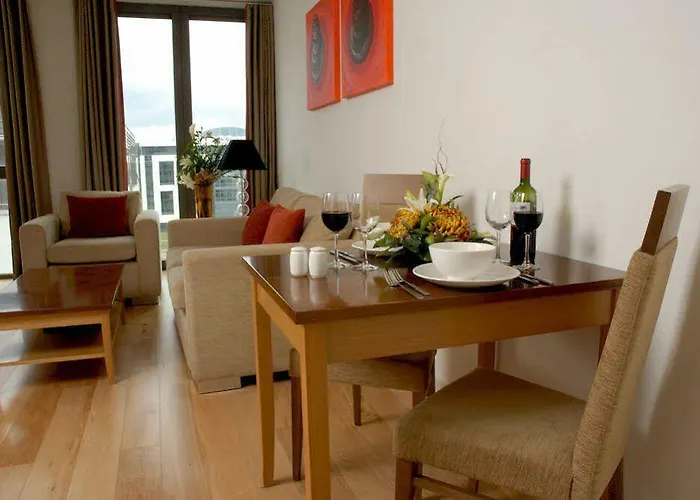 Premier Dublin, Aparthotel Sandyford