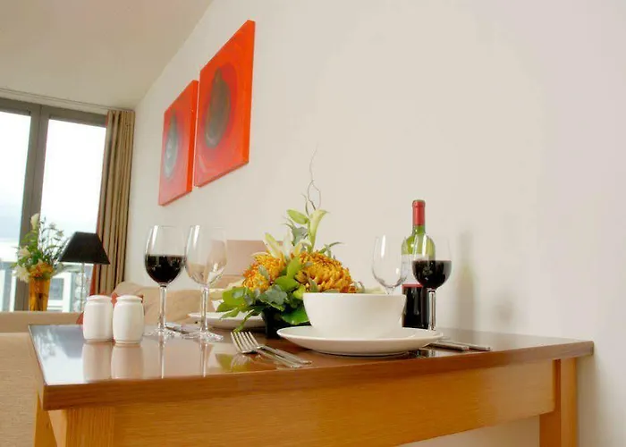 Premier Dublin, Aparthotel 4*